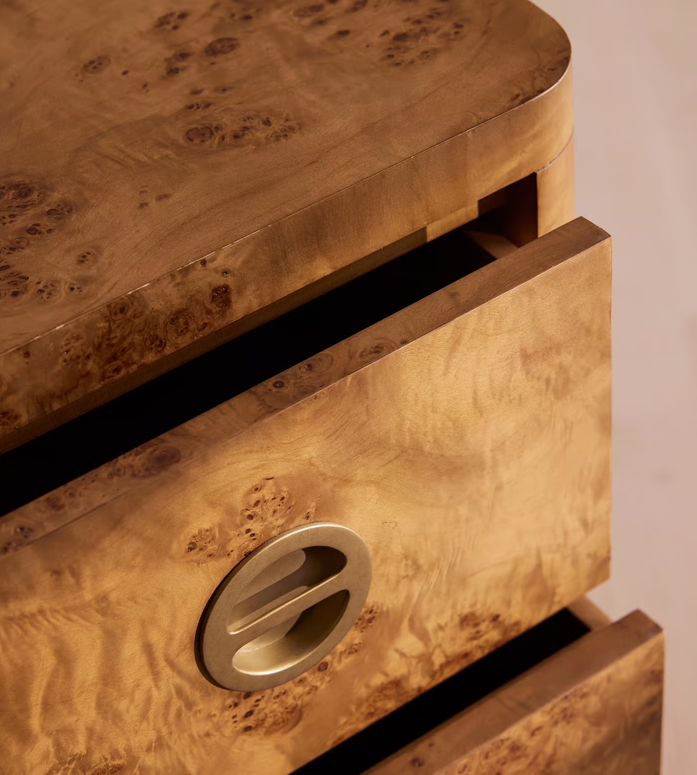 6-Drawer Wide Dresser 4