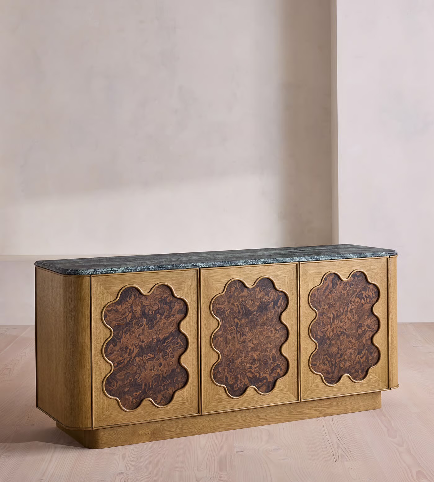 Mid-Century 5-Drawer Dresser 3