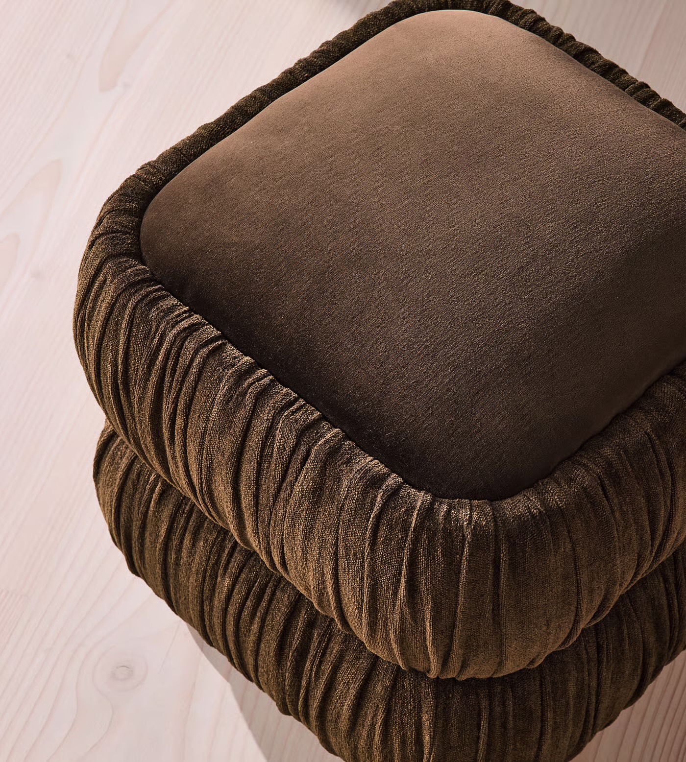 Bouclé Storage Ottoman 4