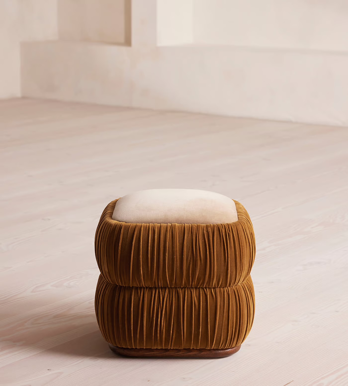 Knitted Pouf Round