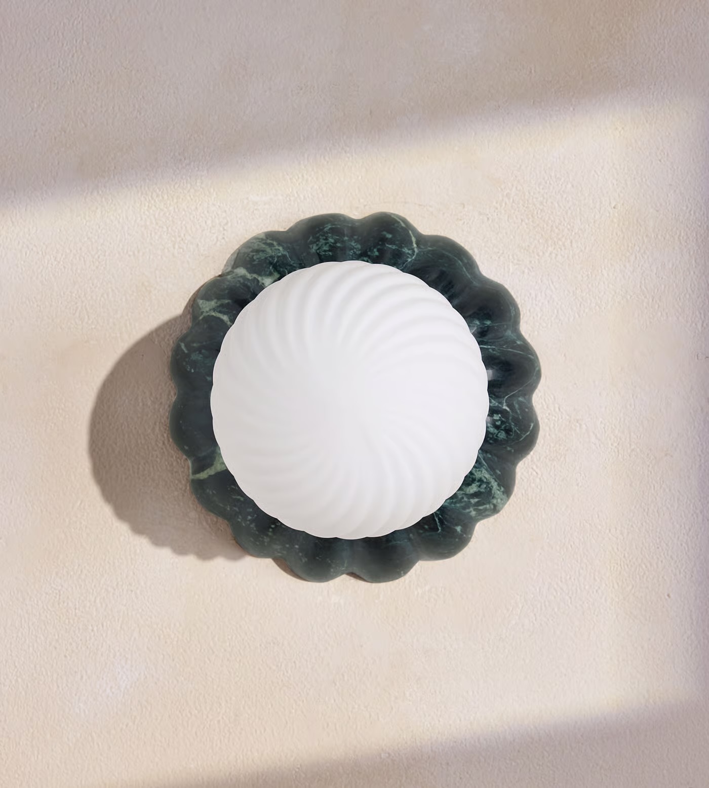 Minimalist LED Wall Light